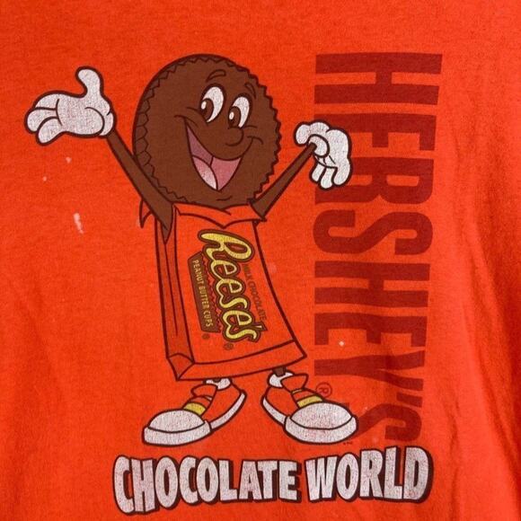 Chocolate World Hershey's Reese's Reeses T-Shirt Size Men's XL Shirt Orange - Picture 4 of 14